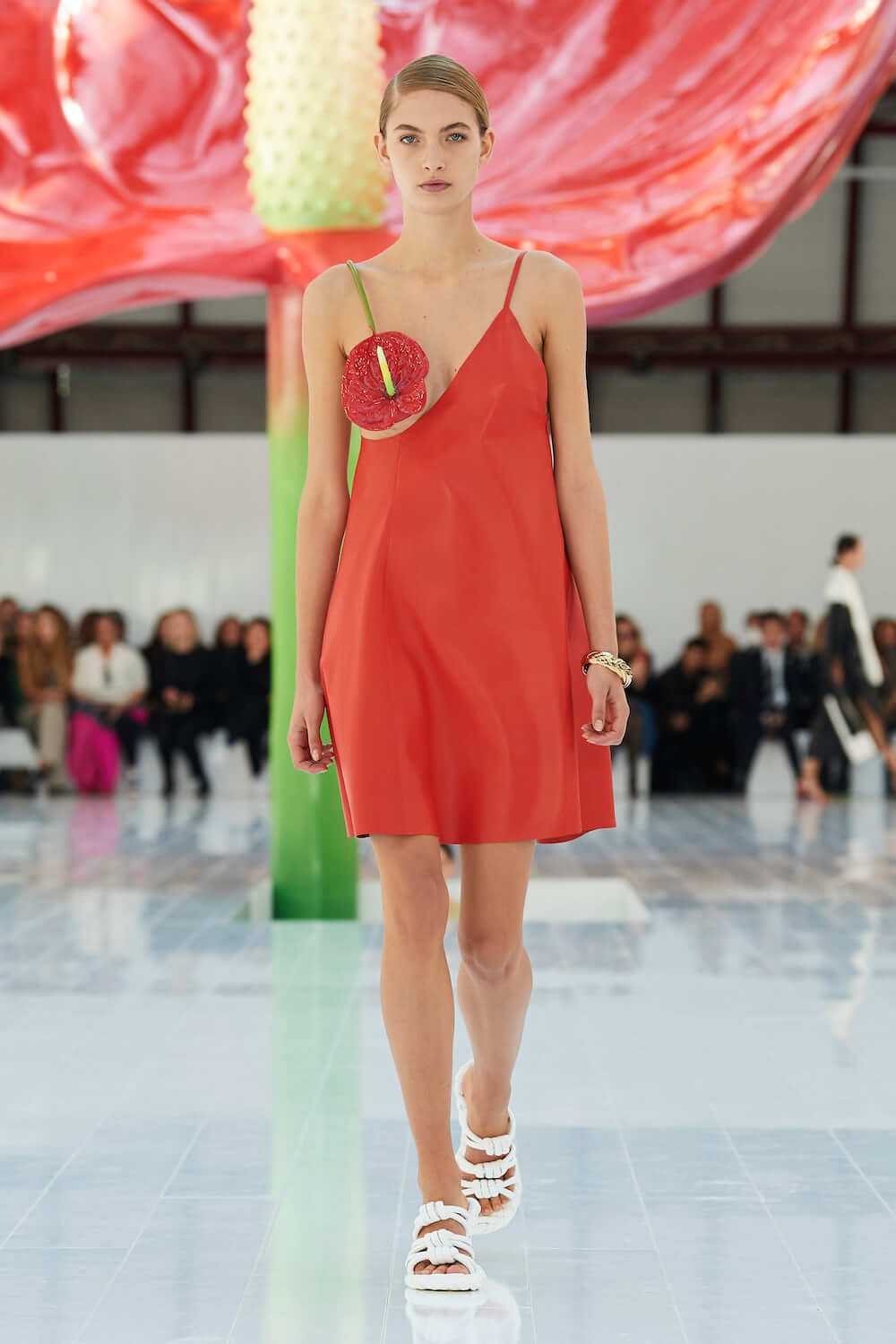 loewe red dress $4600 LOEWE Women's Red Leather/Silk Sleeveless A-Line Dress Size 38