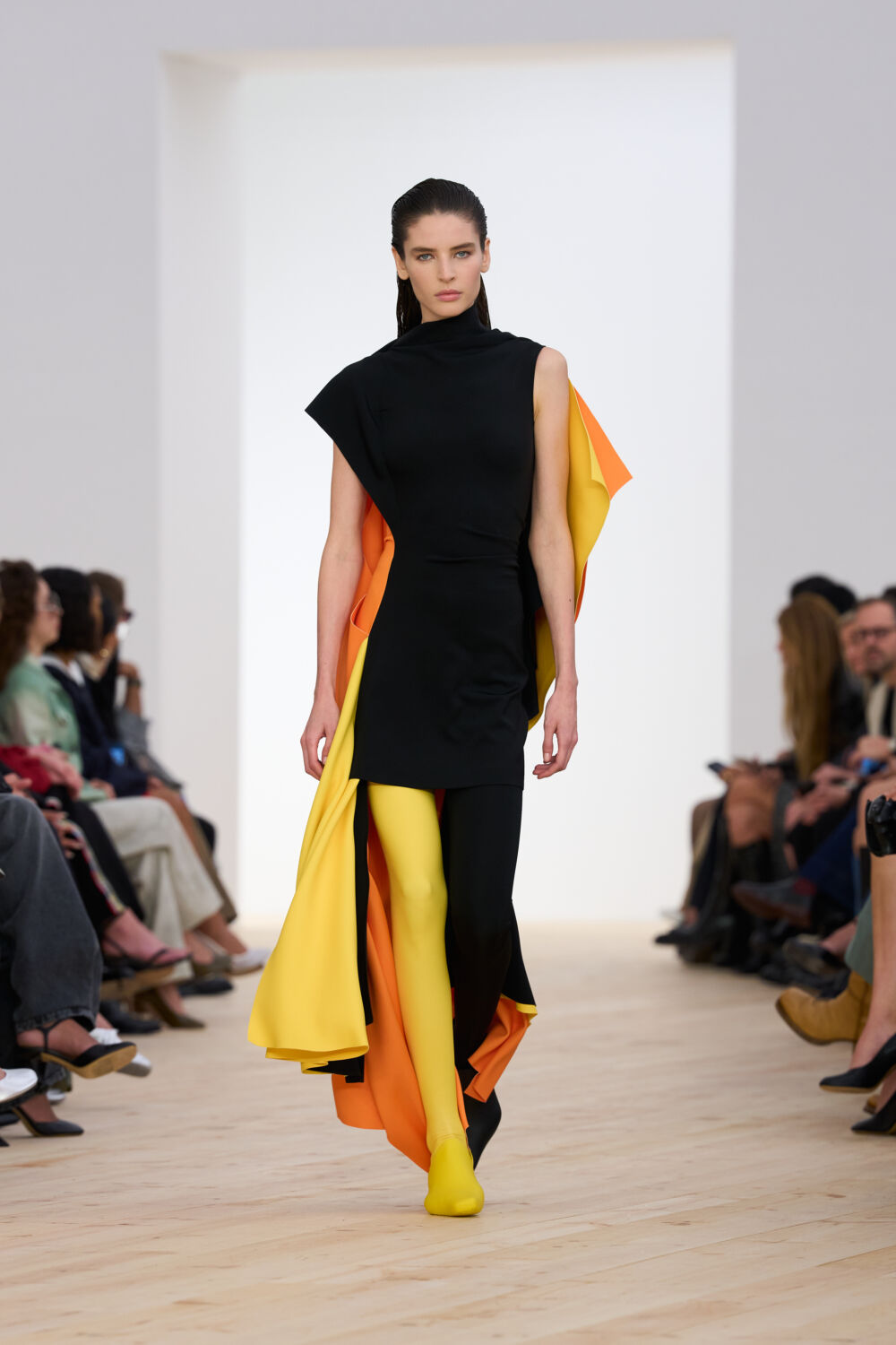 Loewe: Ready-To-Wear SS26 - 10 Magazine USA