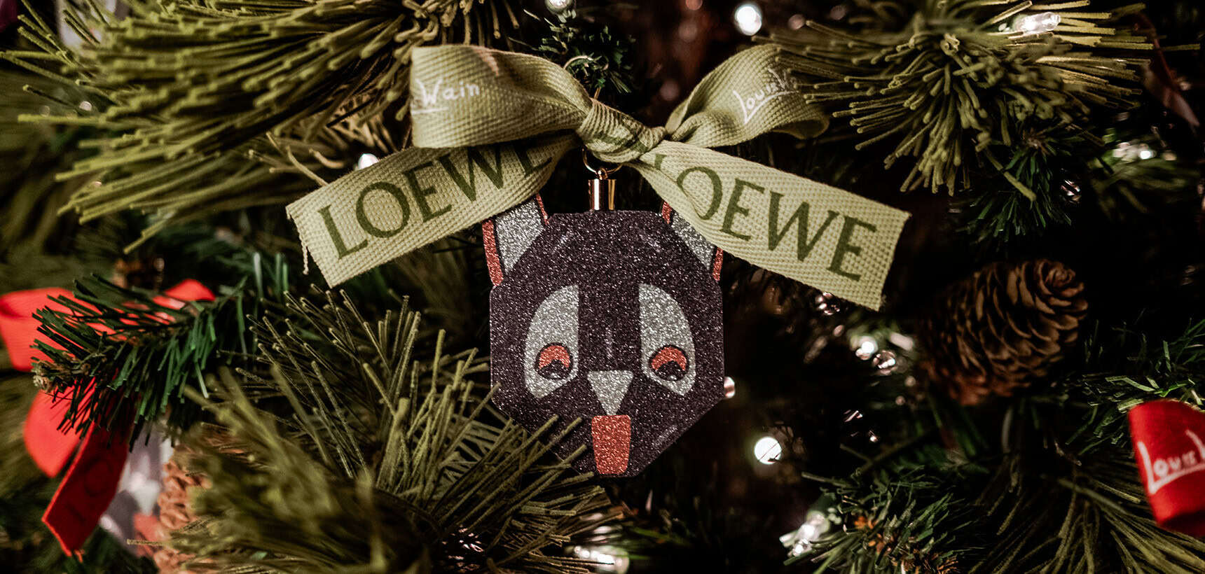 Loewe's NYC Pop-Ups at Rockefeller Center and Fouquet's